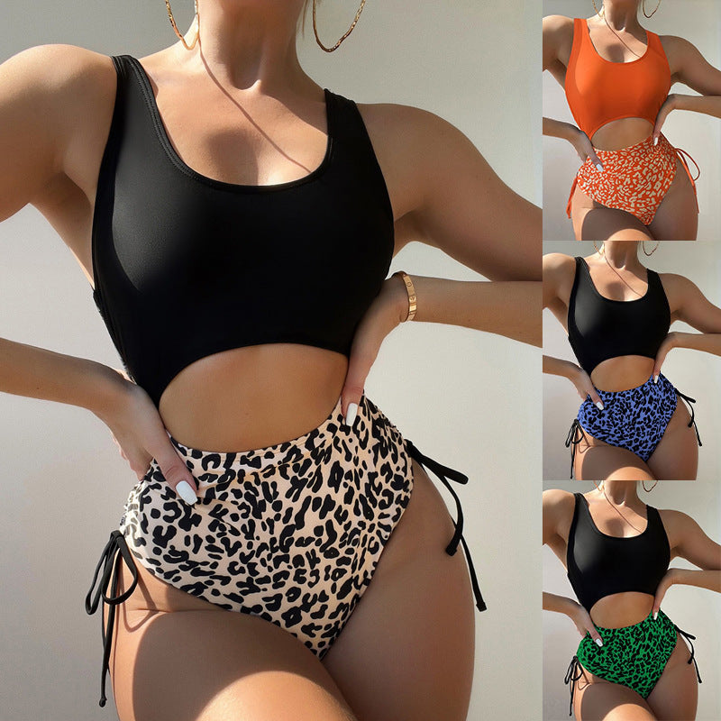 Damen Einteiler Badeanzug mit modischem Cut-Out und eleganter Leoprint-Details Echo Archiv