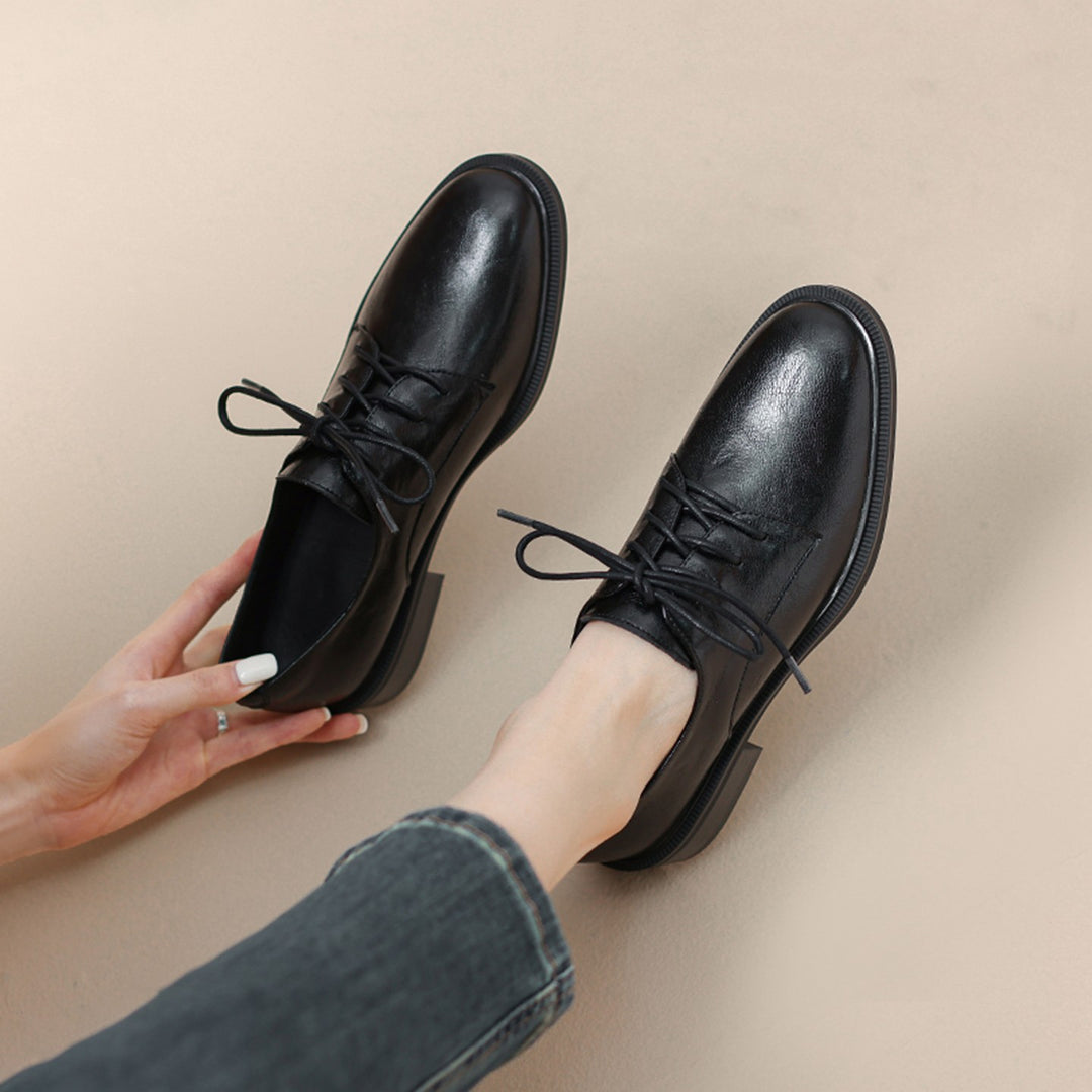 Damen Klassische Schnürschuhe aus Leder – Lioré