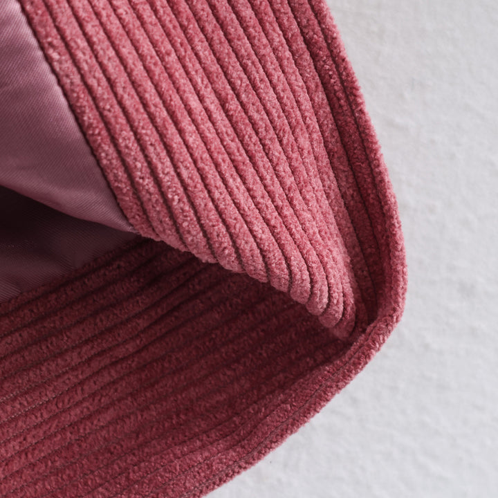 Damen Kurze Cordjacke mit Reißverschluss, großen Pattentaschen und Kunstlederkragen Echoarchiv