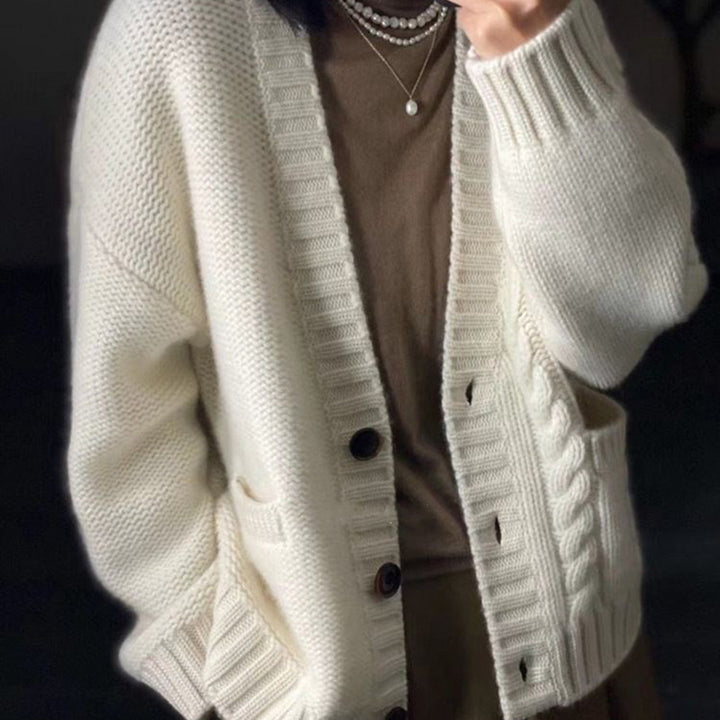 Damen Oversized Strickcardigan mit Zopfdetail, Eingrifftaschen und Knopfleiste Echoarchiv