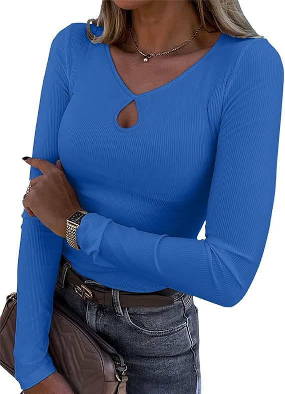 Damen Tailliertes geripptes Langarmshirt mit V-Ausschnitt und Tropfen-Cut-Out Echo Archiv