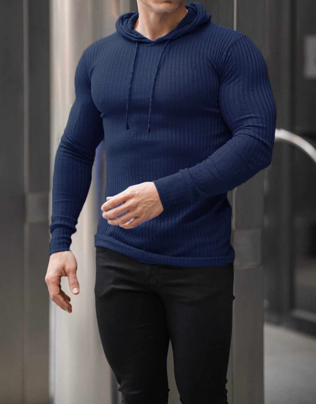 Herren eng anliegendes Rippstrick-Kapuzenlongsleeve mit Slim-Fit und Elastikanteil – Cavarno