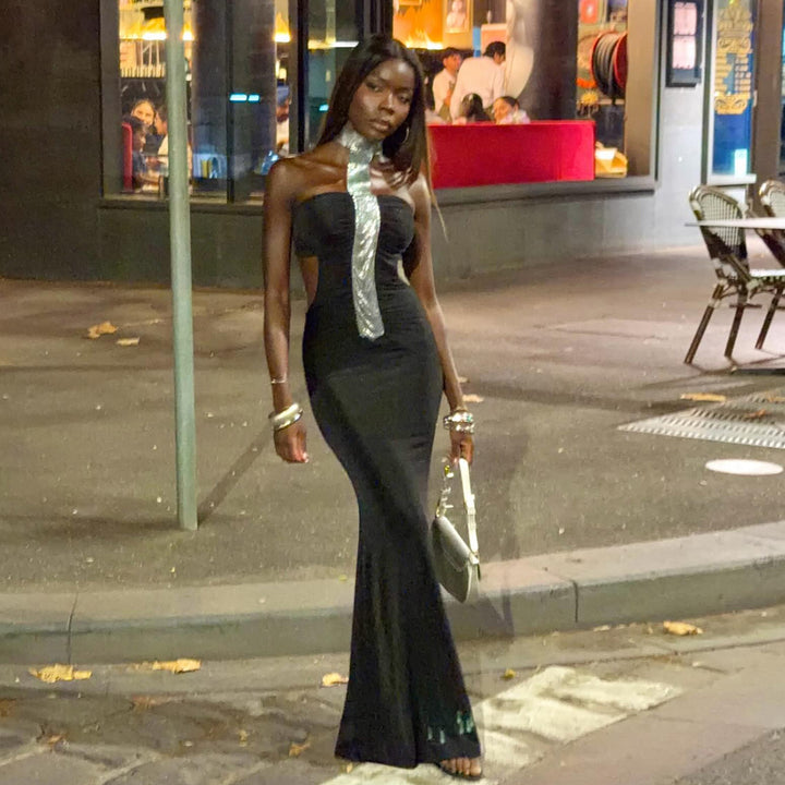 Damen Elegantes Abendkleid mit schmalem Schnitt und glänzenden Akzenten Echo Archiv
