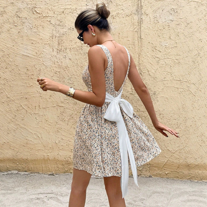 Damen Sommerliches Blümchenkleid mit lockerer Passform und Rüschen Echo Archiv