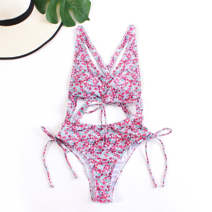 Damen Bikiniset mit modischem Cut-Out und verspielten Rüschen Echo Archiv