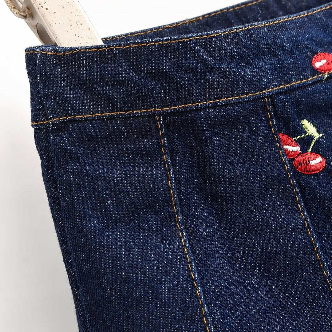 Damen Jeansrock mit aufwendigen Stickereien und plissiertem Design Echo Archiv