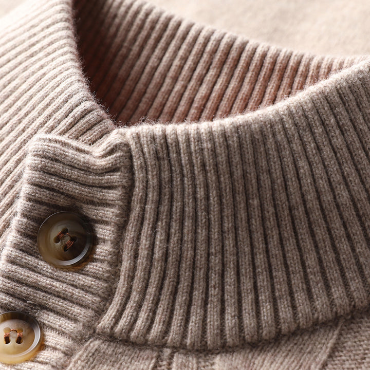 Herren Strickpullover mit Stehkragen und Knopfleiste Echoarchiv