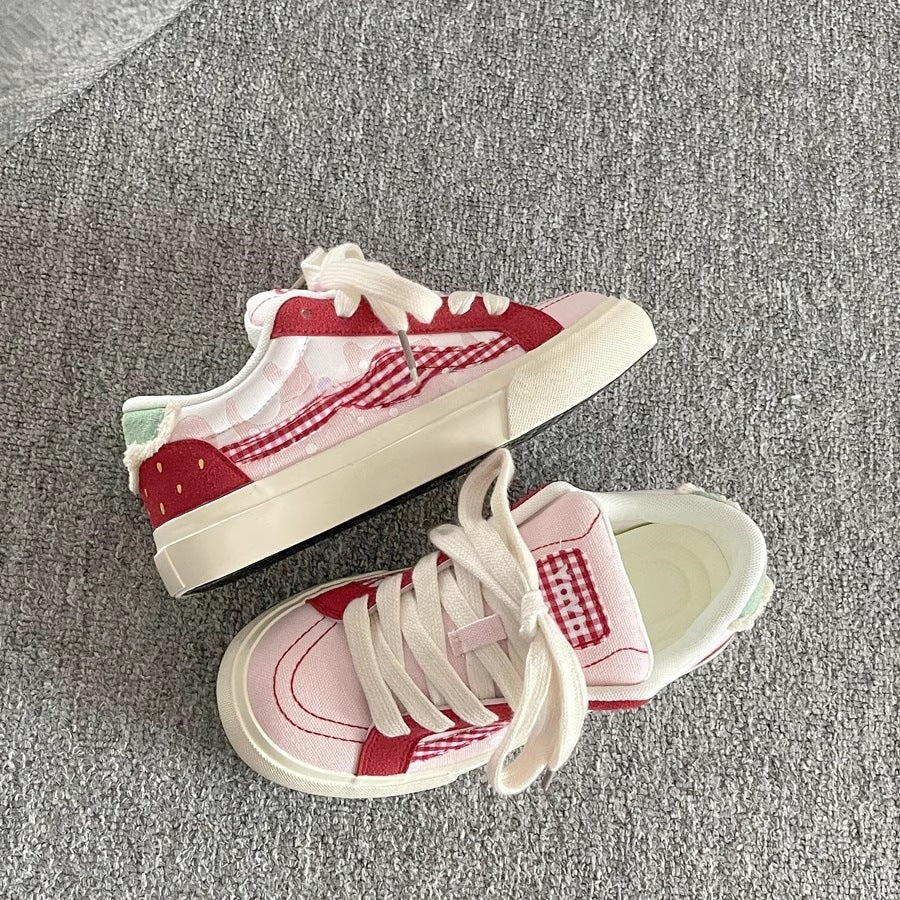 Damen Sneakers im fröhlichen Design von Echo Archiv