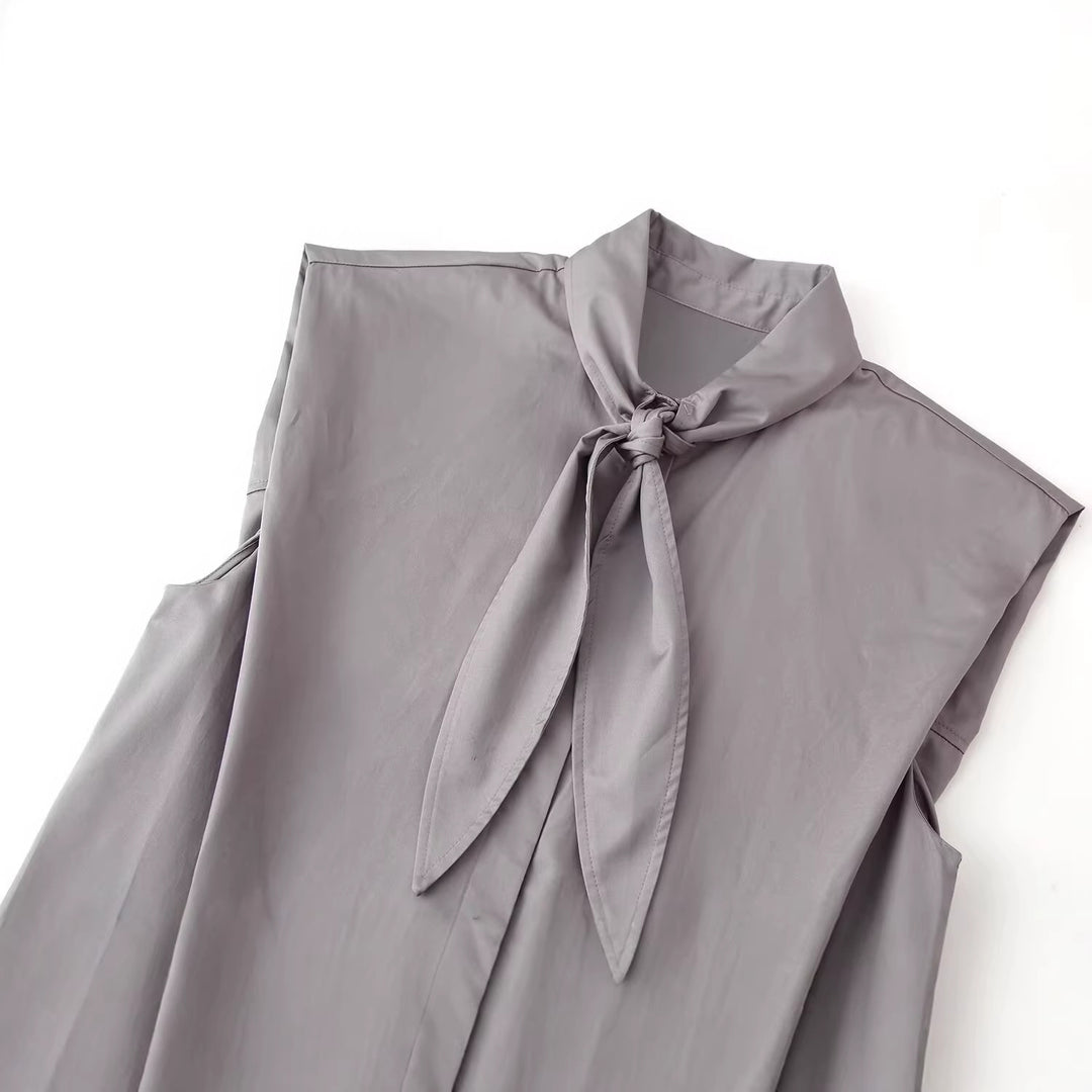 Damen Ärmellose Popeline-Bluse mit Schluppenkragen und Nadelstreifen Echoarchiv
