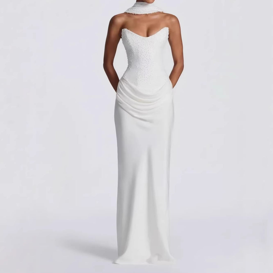 Damen Elegantes trägerloses Hochzeitskleid mit fließendem Rock Echo Archiv