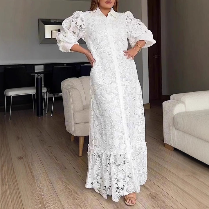 Damen nan Maxikleid aus Häkelspitze mit Hemdkragen und Puffärmeln Echo Archiv