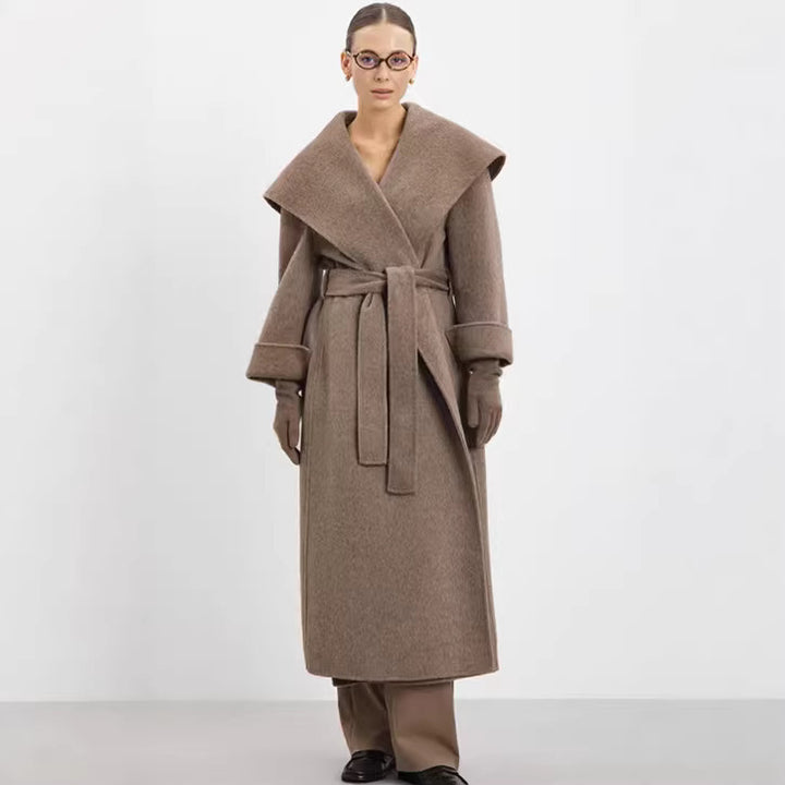 Damen Maxi-Mantel im Wickelstil mit breitem Schalkragen und Krempelärmeln Echo Archiv