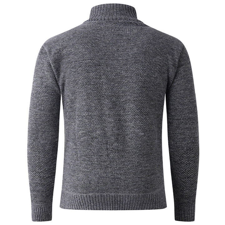 Herren Strickpullover mit modernem Stehkragen und dekorativen Knopfdetails Echoarchiv