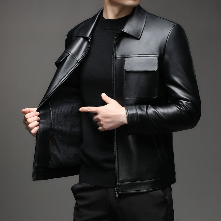 Herren Glatte Lederoptik-Blouson mit Brustklappen und Reißverschluss Echo Archiv