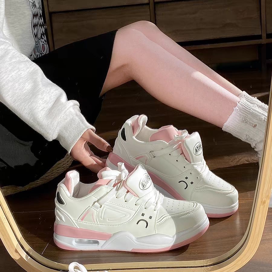 Damen Sportliche Sneakers mit Atmungsaktivem Obermaterial und Dämpfungssystem Echo Archiv