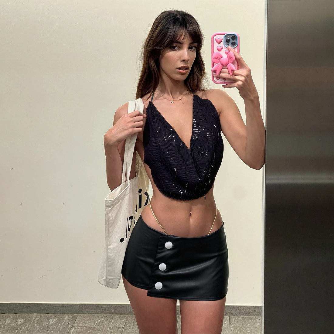 Damen Minirock aus Kunstleder mit Knopfdetails – Rosévia