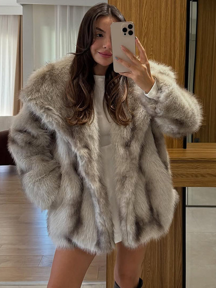 Damen Kurzmantel Oversize Kunstpelz mit voluminösem Schalkragen und Boxy‑Silhouette Echoarchiv