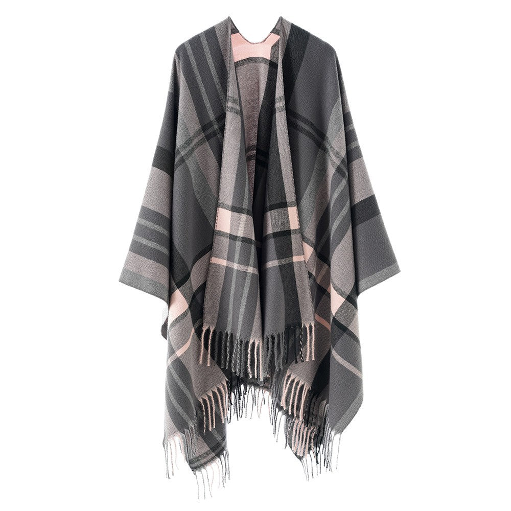 Damen Oversize Karierter Fransen-Poncho aus weichem Strick – Avérine