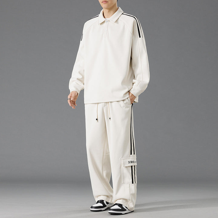 Herren Sportliches Freizeit-Set mit hohem Kragen und praktischen Taschen Echoarchiv