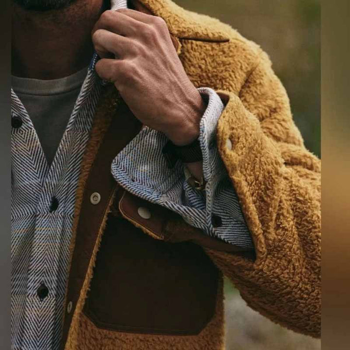 Herren Fleece-Jacke mit doppellagigem Design und praktischen Taschen Echoarchiv