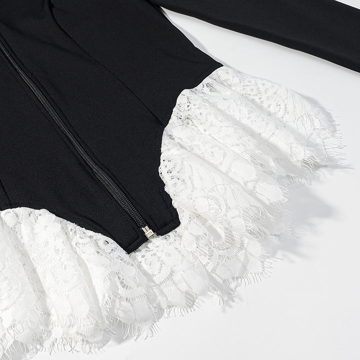 Damen Taillierte Kurzjacke mit Mittelreißverschluss und Spitzenvolants Echo Archiv