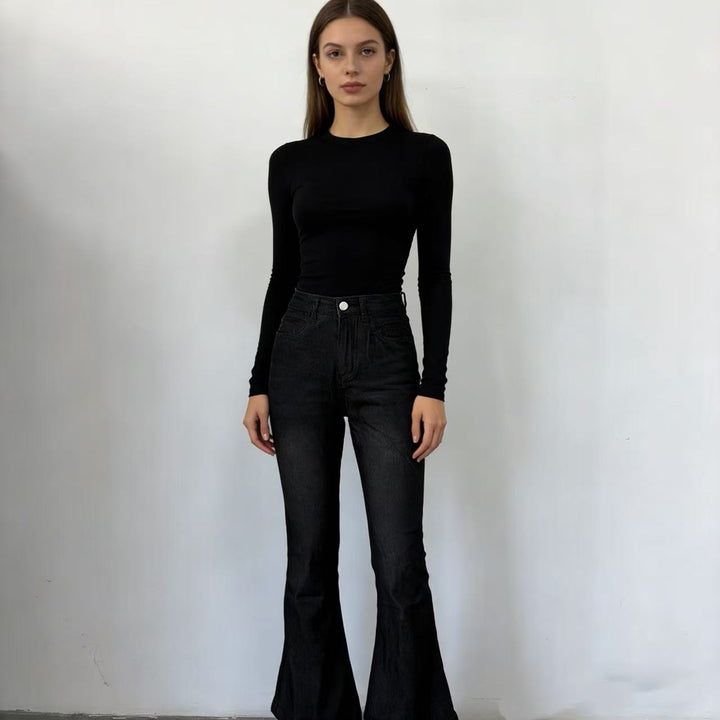 Damen nan High‑Waist Schlagjeans mit modellierender Hüftform, verstärkten Beinnähten und extra weitem Trompetenbein Echo Archiv