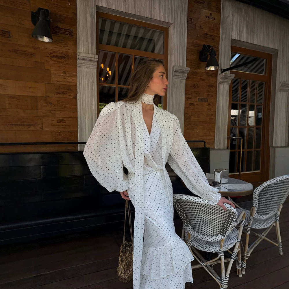 Damen Maxikleid aus Chiffon mit Wickeloberteil, Schluppe und gestuftem Volant‑Rock Echoarchiv