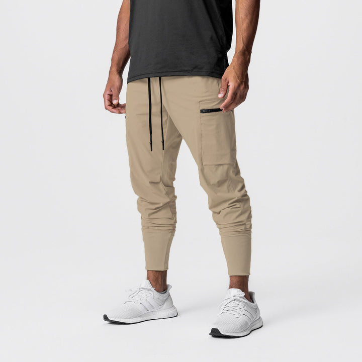 Herren Multifunktionale Sporthose mit seitlichen Reißverschlusstaschen und elastischem Bund Echoarchiv