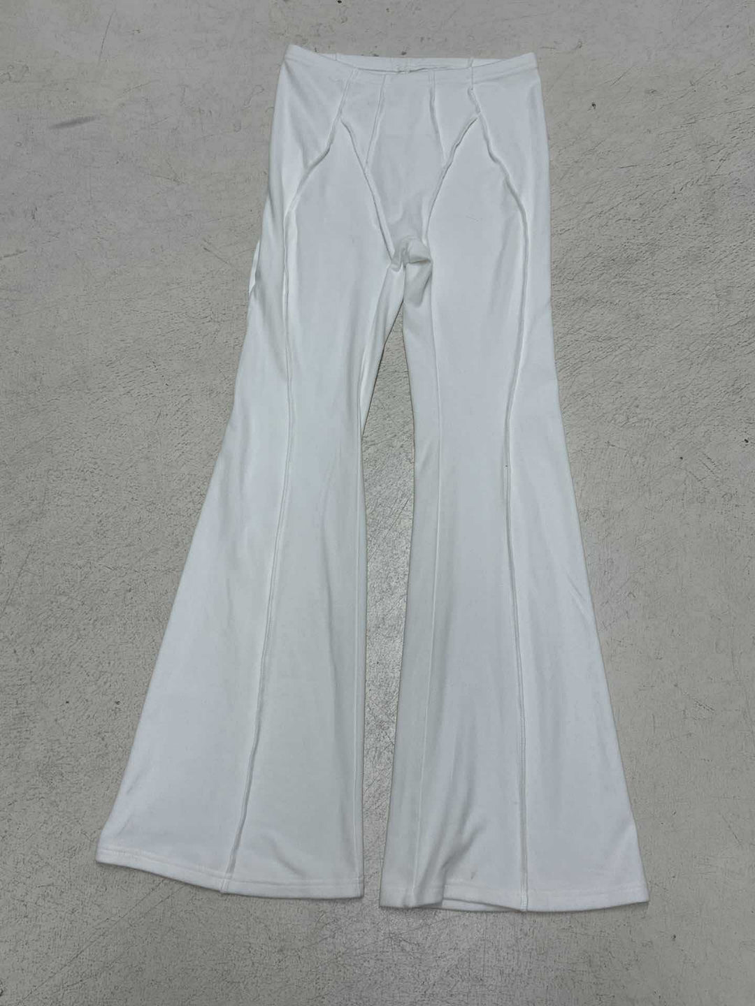 Damen Modische Flared Pants aus innovativem Stretch-Material Echo Archiv