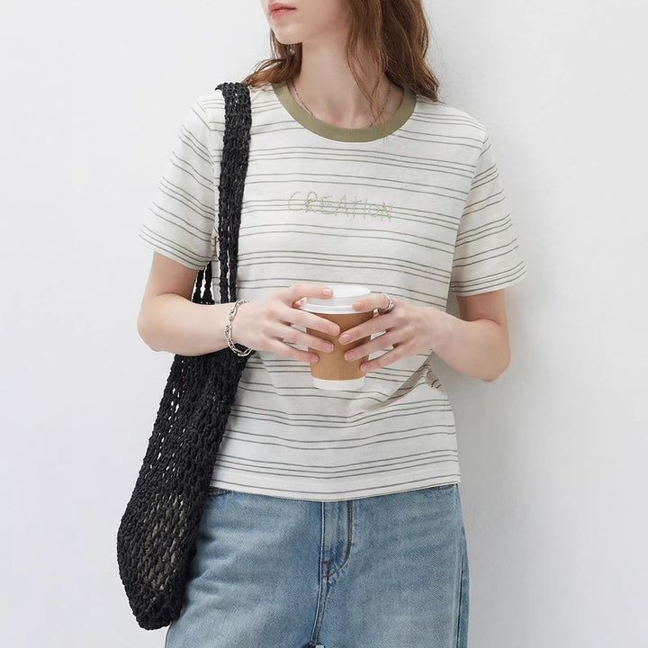 Damen Modernes Streifen-Shirt mit Rundhalsausschnitt Echo Archiv