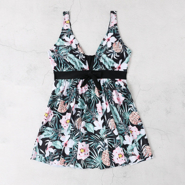 Damen Badekleid mit floralen Mustern und schmeichelndem Schnitt Echo Archiv