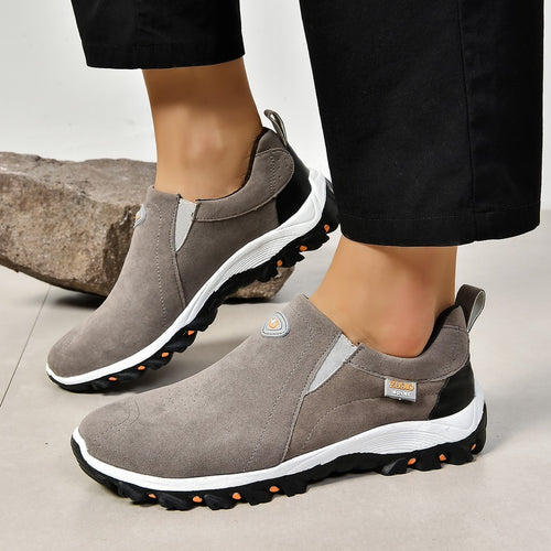Herren Slipper-Sneaker im Wildleder-Look mit profilierter Outdoor-Laufsohle – Tavélo
