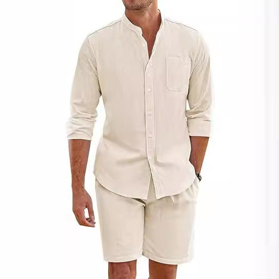 Herren Leinenanzug mit kurzem Hemd und Shorts Echoarchiv