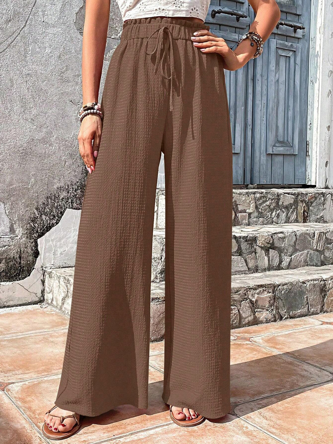 Damen Bequeme und elegante weit geschnittene Stoffhose Echo Archiv
