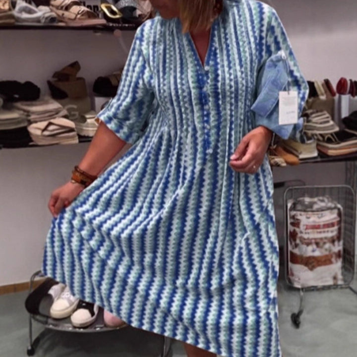 Damen nan Midikleid mit Unterbrustnaht, V-Ausschnitt, Knopfleiste und krempelbaren dreiviertelärmeln Echo Archiv