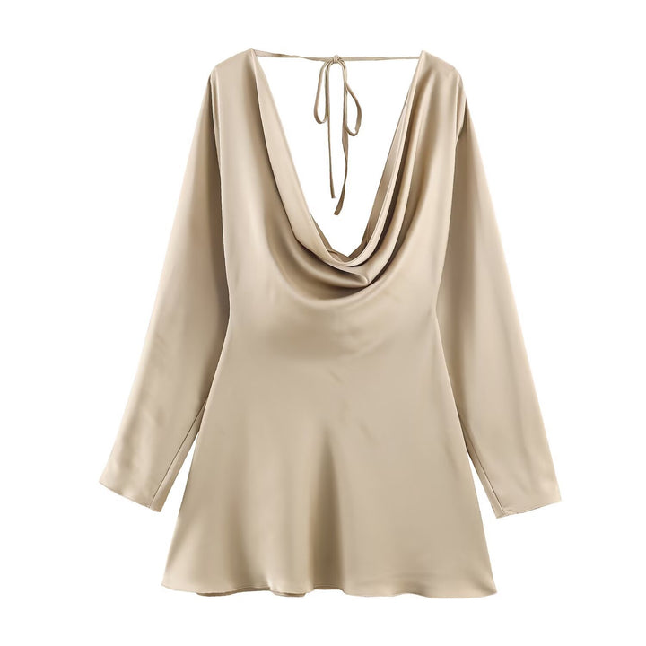 Damen Kurzes Satin-Minikleid mit tiefem Wasserfall‑Rücken, V‑Ausschnitt vorne und langen Ärmeln Echoarchiv