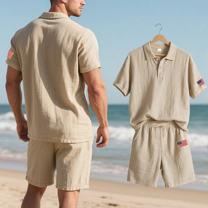 Herren Poloshirt mit Shorts im lässigen Strandlook Echoarchiv