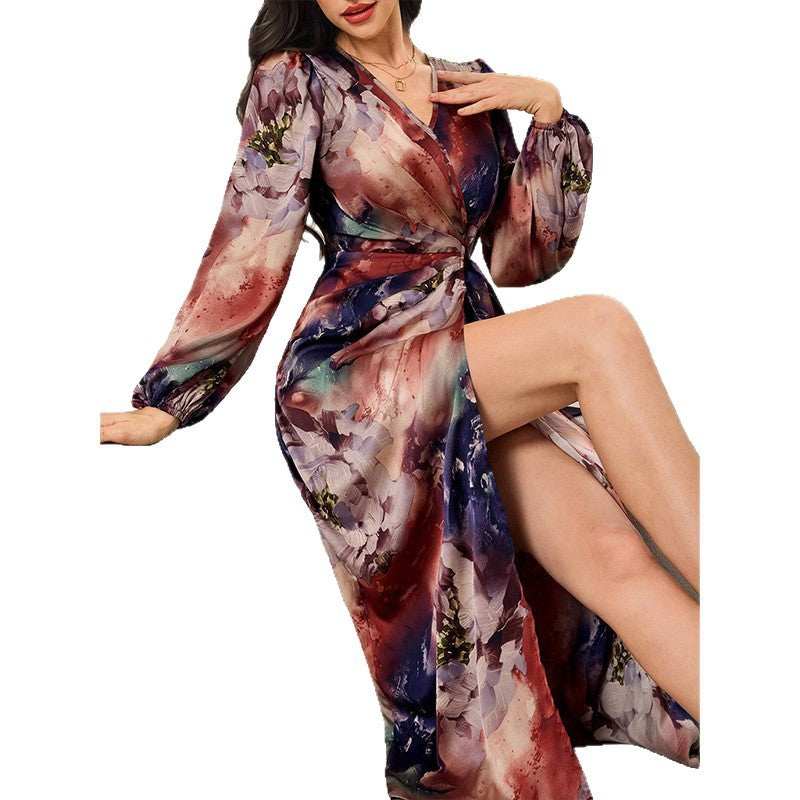 Damen Elegantes Wickelkleid mit floralen Akzenten Echo Archiv