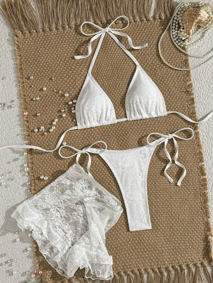 Damen Spitzen-Bikini mit floralem Design und fließendem Rock Echo Archiv