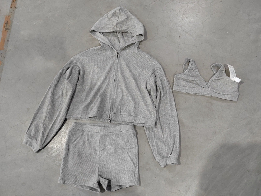 Damen nan kurzes geripptes Lounge-Set mit Kapuzen-Zipjacke und Highwaist-Shorts Echo Archiv