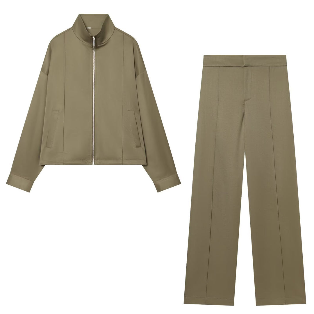 Damen Zweiteiliges Freizeit-Set mit Stehkragen-Zipperjacke und taillierter High-Waist-Hose Echo Archiv