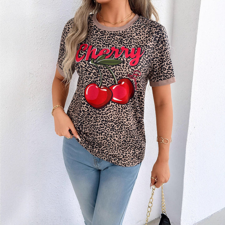 Damen lässiges T-Shirt mit Leopardenmuster und frischem Kirschen-Print Echo Archiv