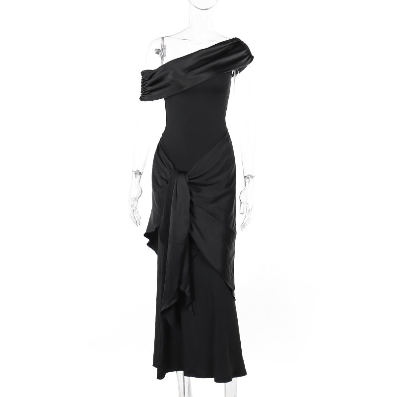 Damen bodenlanges Abendkleid mit asymmetrischem Schnitt und tiefem V-Ausschnitt Echo Archiv