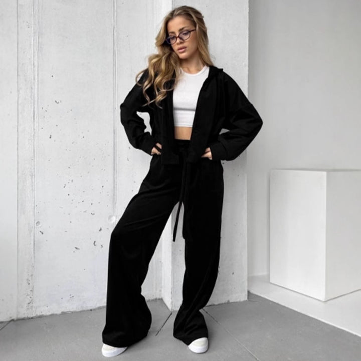 Damen weicher Velours Zweiteiler mit Kapuzenjacke und weiter Jogginghose – Élanora
