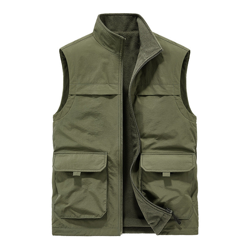 Herren Wattierte Utility-Weste mit Fleece-Innenfutter, Mehrfach-Taschen und Stehkragen Echoarchiv