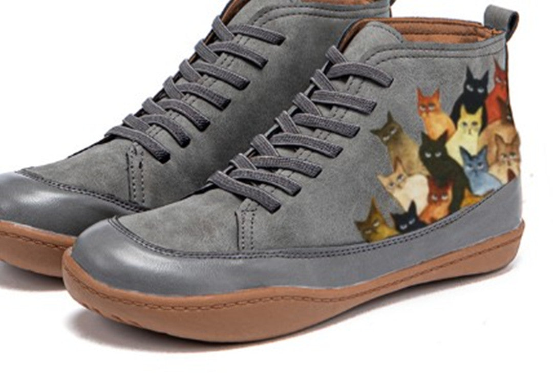 Damen Hochgeschnittene Leder-Sneaker mit handbemaltem Katzenmotiv und ergonomischer Laufsohle Echo Archiv