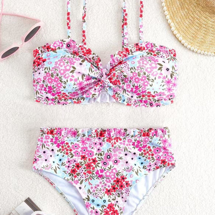 Damen Bikini-Set mit fröhlichem Blumenmuster und gerafftem Bustier Echo Archiv
