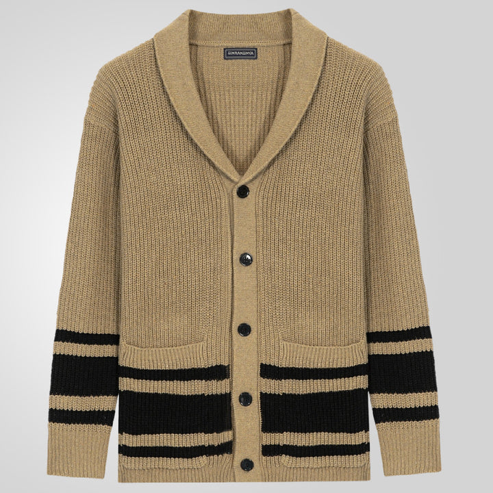 Herren Grobstrickcardigan mit modernen Details und praktischen Taschen Echoarchiv