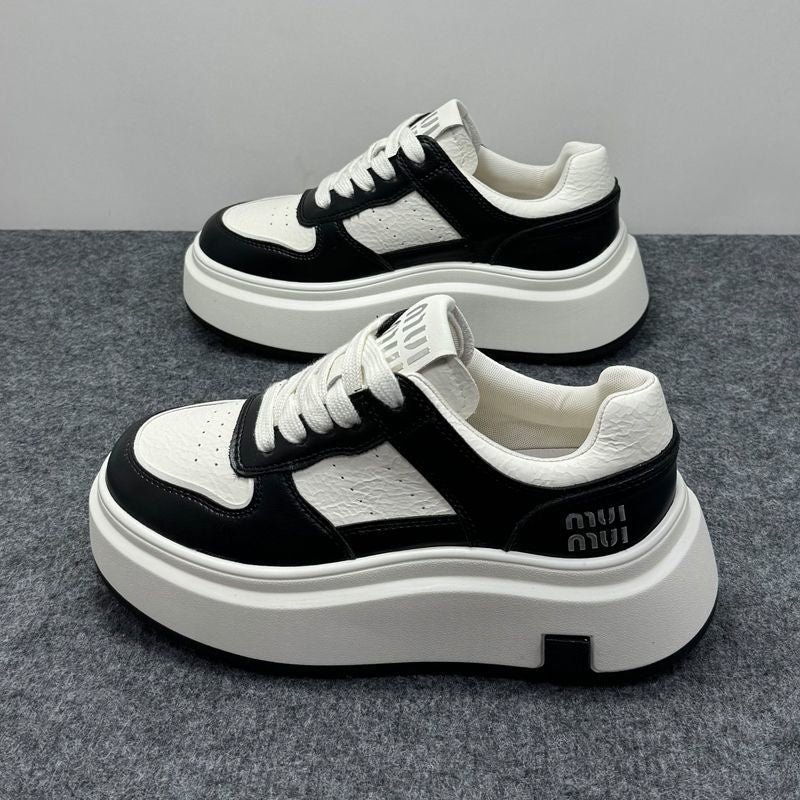 Damen Modische Plateau Sneakers aus strapazierfähigem Leder mit minimalistischer Optik Echo Archiv