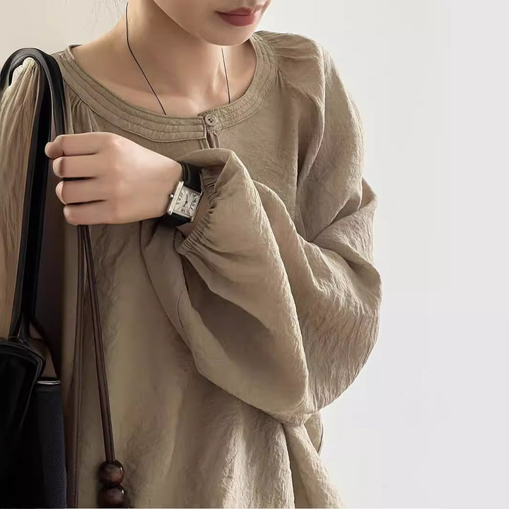Damen Lockeres Leinen-Set mit Rundhalsausschnitt, Schlitzbluse und weiten Shorts Echoarchiv